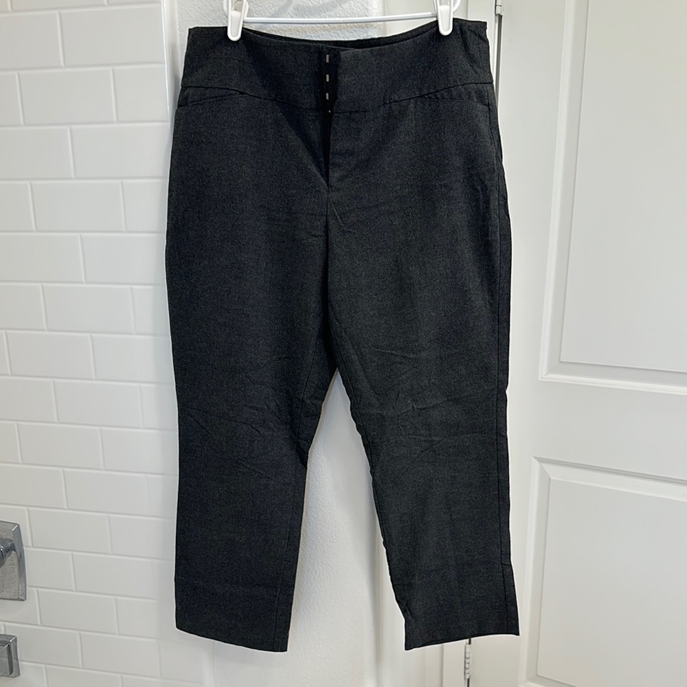 Elle Gray Cropped Ankle Pants Tailored Design
